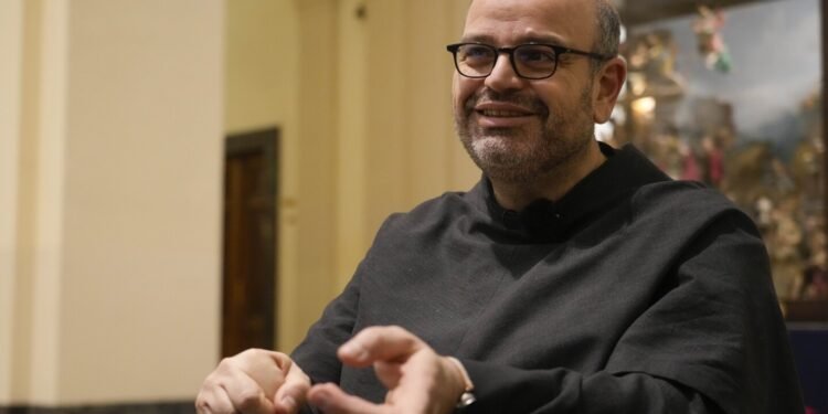 A Franciscan friar has the pope’s ear on AI and how it can help — or hurt — humanity