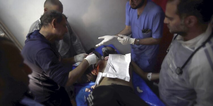 Airstrikes in central Gaza kill 15 overnight while fighting intensifies in the enclave’s south