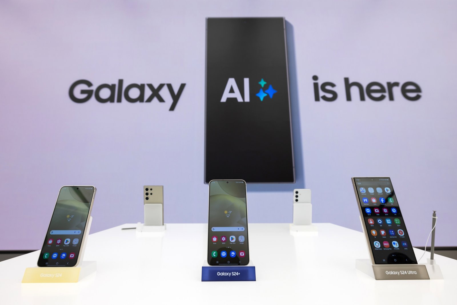 Samsung Executive Foresees Galaxy AI Revolutionizing Foldables and ...
