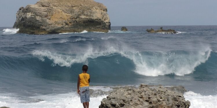 UN experts decry water woes in Guadeloupe and say scientists and activists are being censored