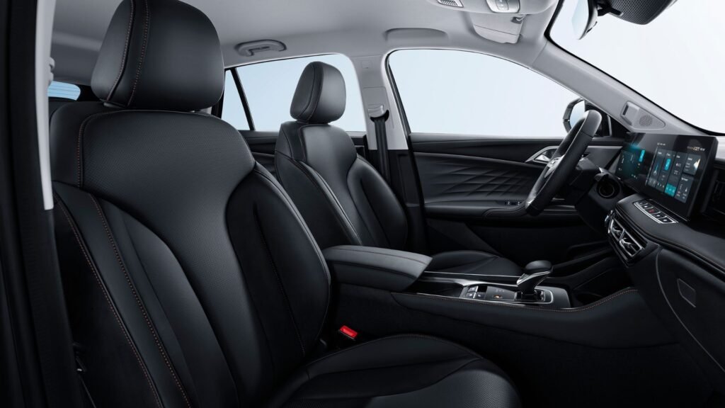Interior Review of MG HS Trophy 2025