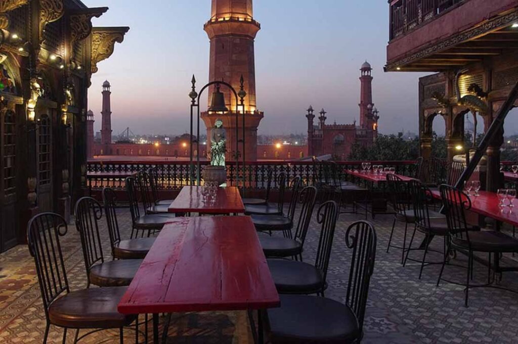 Top 5 Restaurants in Lahore for Desi Food