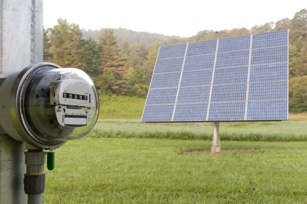 Solar Net Metering in Pakistan | PM Shehbaz Orders Urgent Policy Review solar net metering in Pakistan