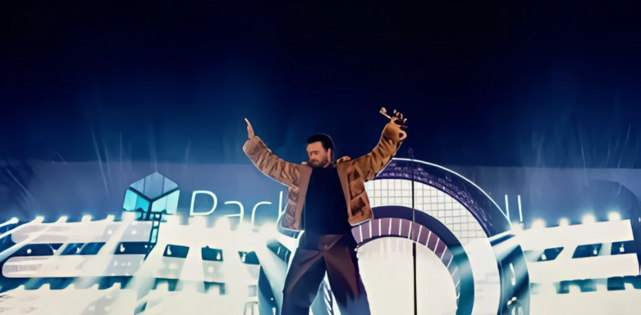 Atif Aslam Turned a Shopping Festival Into a Stadium-Like Concert—And Fans Still Can’t Stop Talking