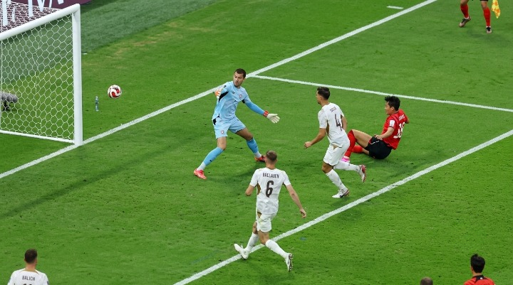 Did South Korea Just Shock Czech Republic With Late Twist?