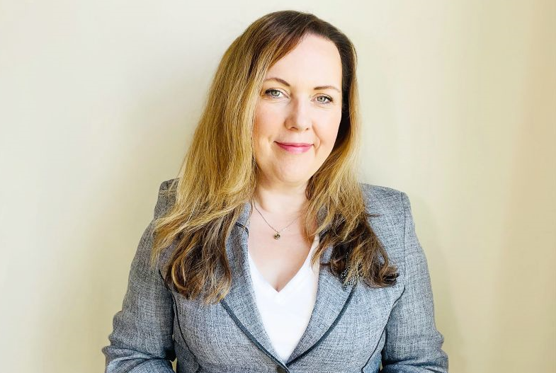 From Ulster University to the World: Leona O’Neill Goes Full-Time on the Mission to Fix Journalism’s Mental Health Crisis
