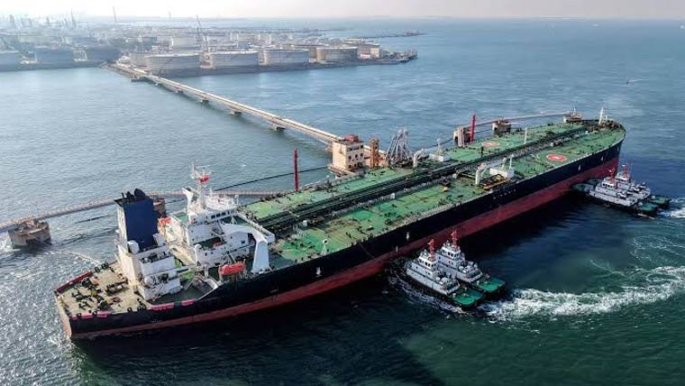 63 Million Barrels of Iranian Oil Stranded at Sea as US. Tightens Sanctions