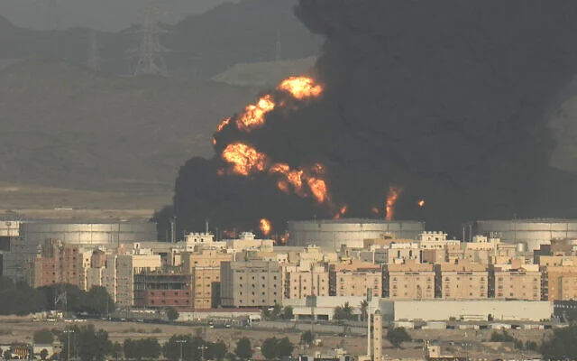 Iran strikes Kuwait, Bahrain and Jordan as Saudi Arabia issues emergency alerts