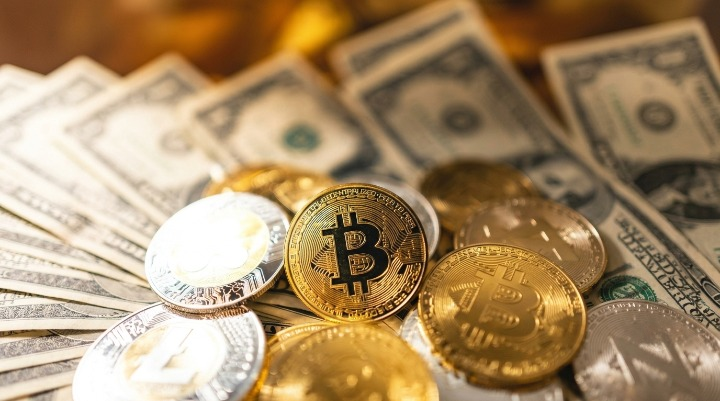 Pakistan Gold Prices Stay Strong, Why Is Bitcoin Losing Momentum Today?