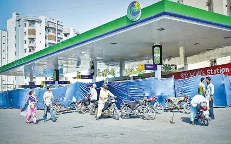 Fuel Pumps to Shut Nationwide from July 23? Dealers Back Strike Call Across Pakistan
