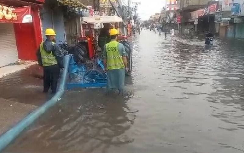 Torrential Rain Hits Islamabad & Rawalpindi, Low-Lying Areas Flooded