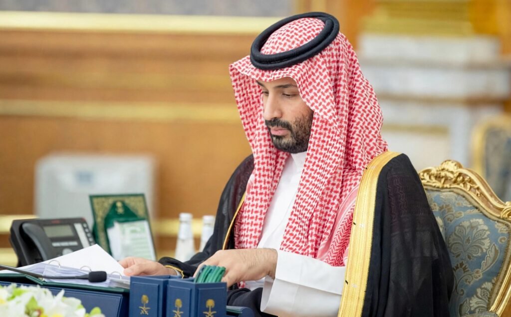 Saudi Arabia warns Houthis after missile attacks injure four in Riyadh